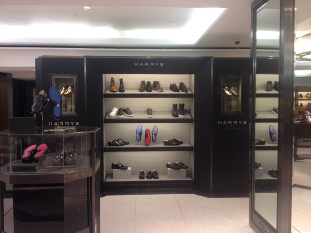D4R design Harry’s of London in Harrods