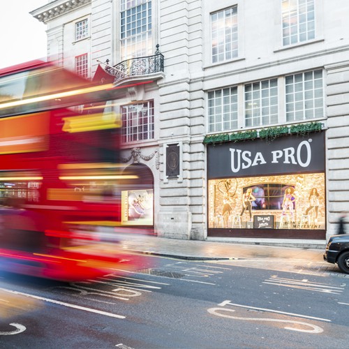 D4R design and install USA Pro Little Mix Windows