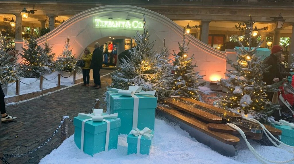 Tiffany &amp; Co boxes in a display of central park